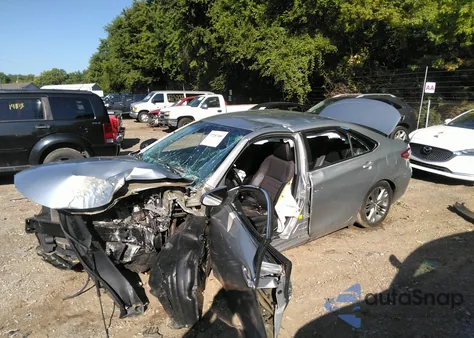 2016 Toyota Camry Se z USA, uszkodzony, nr VIN 4T1BF1FK9GU583561